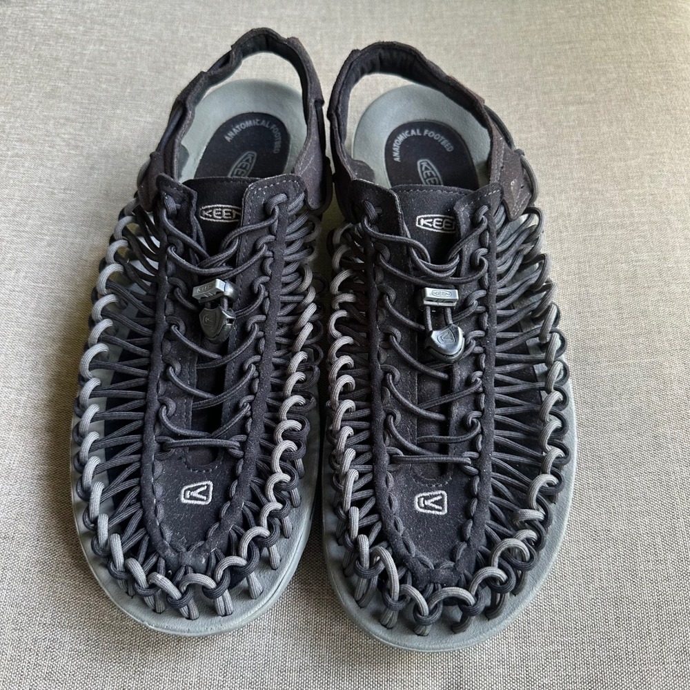 Keen Uneek Sandals Mens 12 Black Grey Cord Outdoor Water Shoes 1013086 - Picture 2 of 16